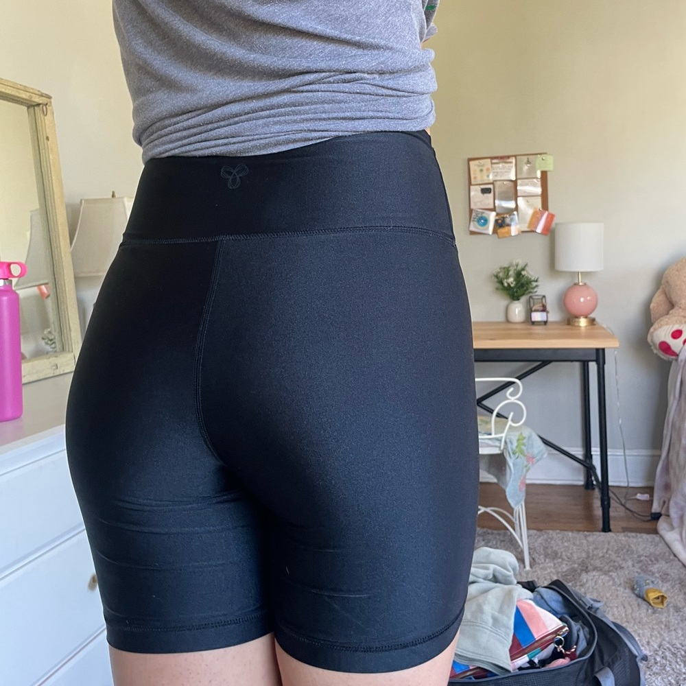 TNA Aritzia shiny black biker shorts